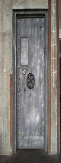 vault_200x533scaled.jpg