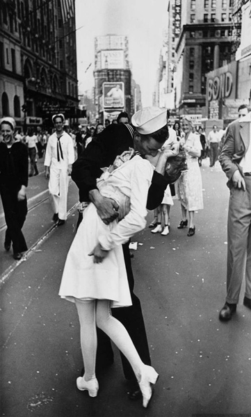 kissing.jpg