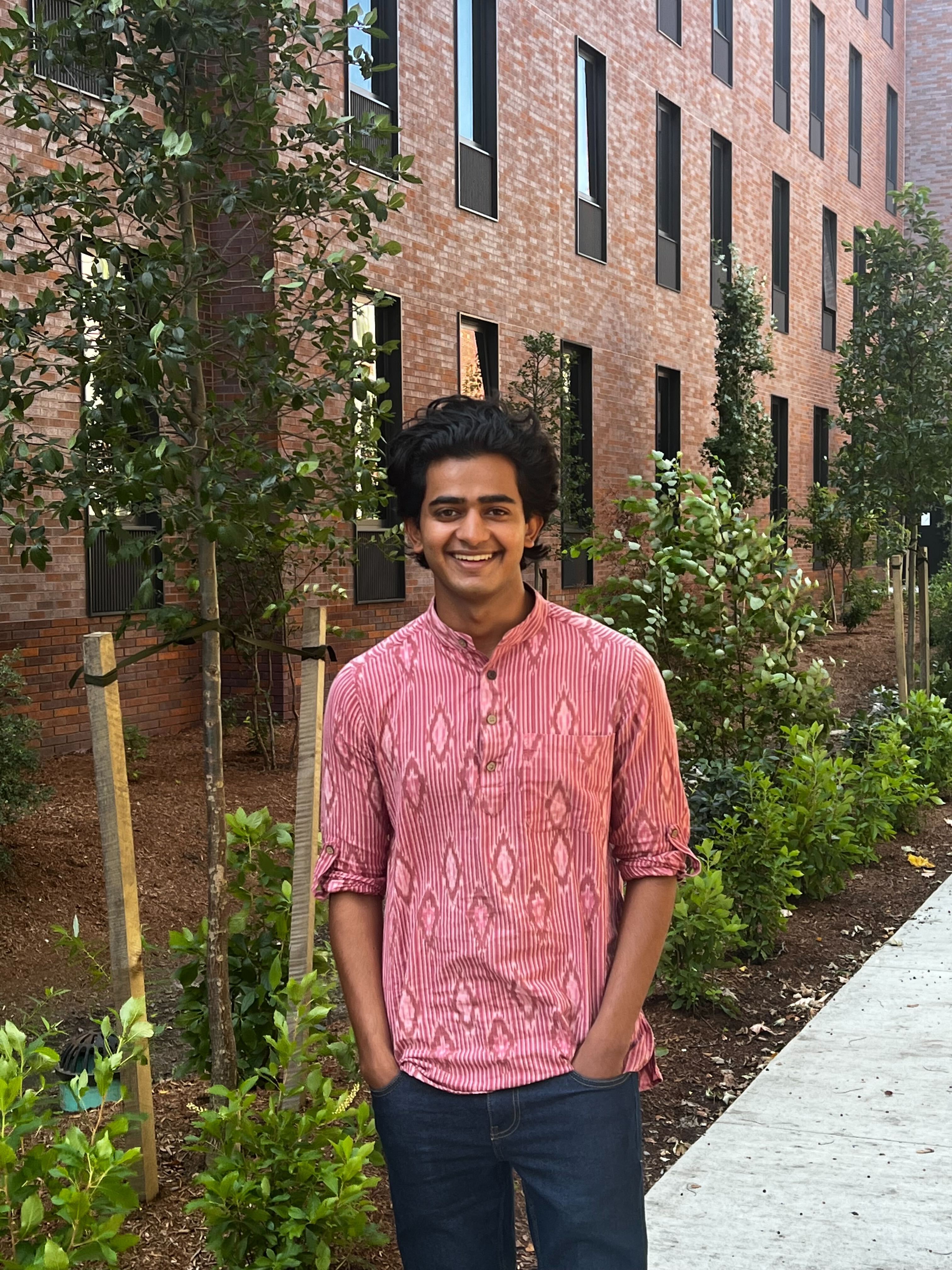 Manav Chakravarthy's Picture