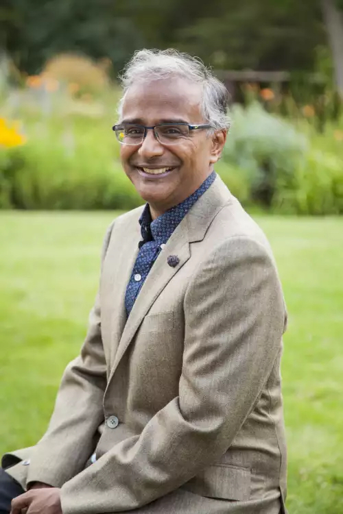 Photo of Suresh Venkatasubramanian