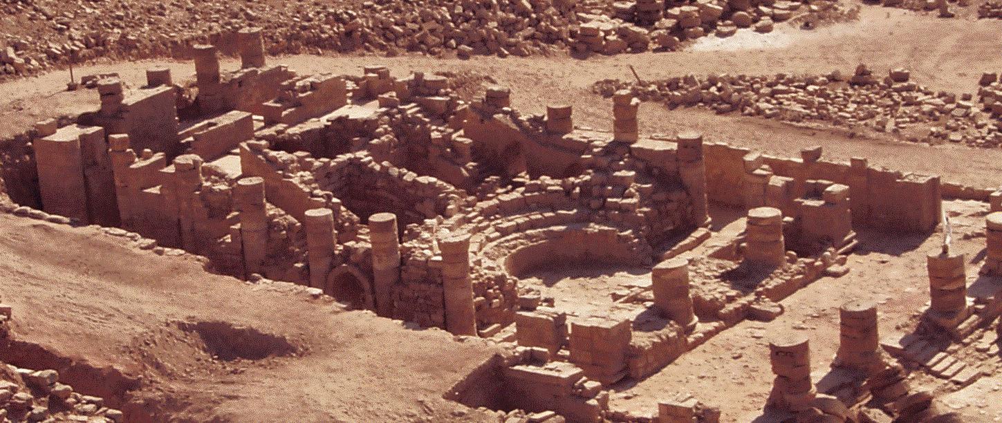 ARCHAVE: A Virtual Environment for Archaeological Research